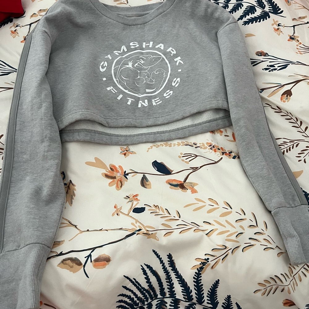 Gymshark Gray Crop Sweatshirt